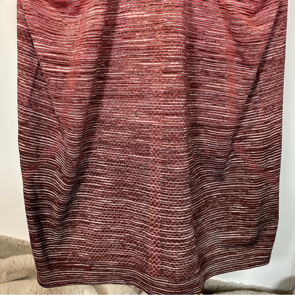 Lululemon Swiftly Tech Racerback Red Alert White Dark Sport Black Ombré Tank Top - Picture 7 of 9